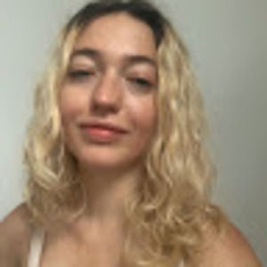 Meet your Posher, Amanda lucia